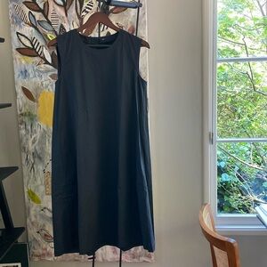 Makie black sleeveless tent dress Size Small